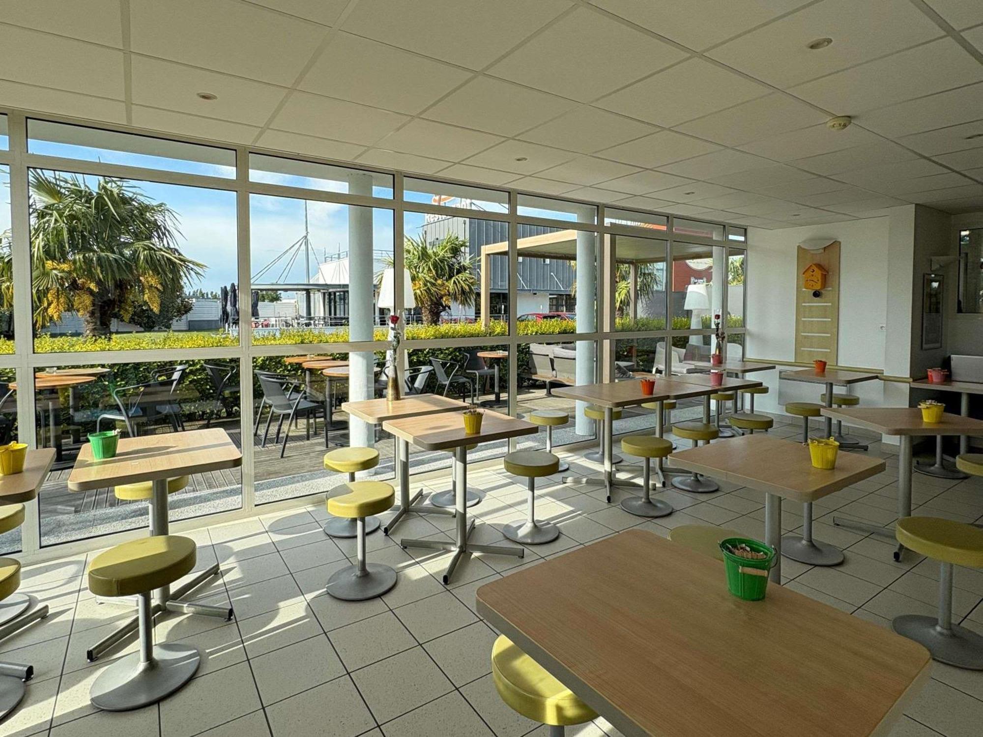 Ibis Budget Ancenis Mésanger Exteriör bild