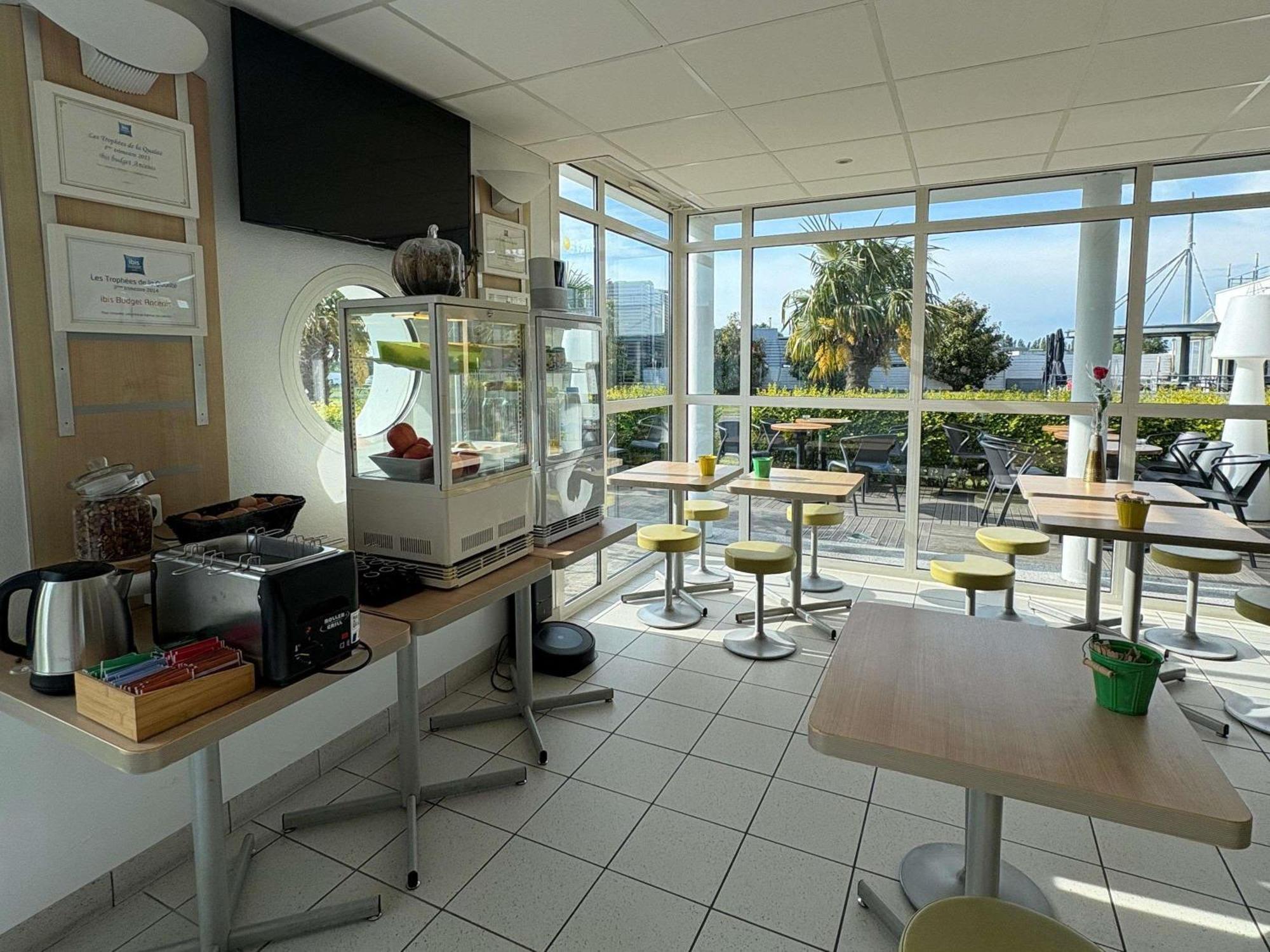 Ibis Budget Ancenis Mésanger Exteriör bild